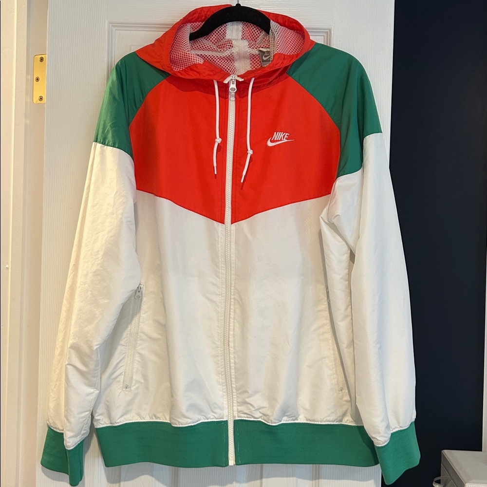 Vintage Nike Windbreaker Jacket in Red, Green, White